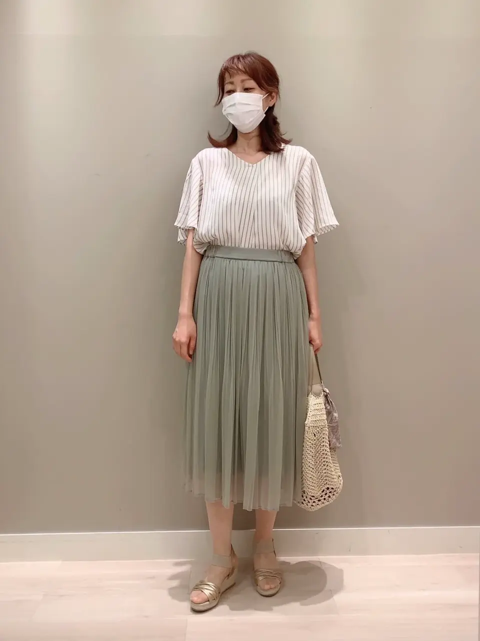 ANY SIS スタッフ コーディネート画像