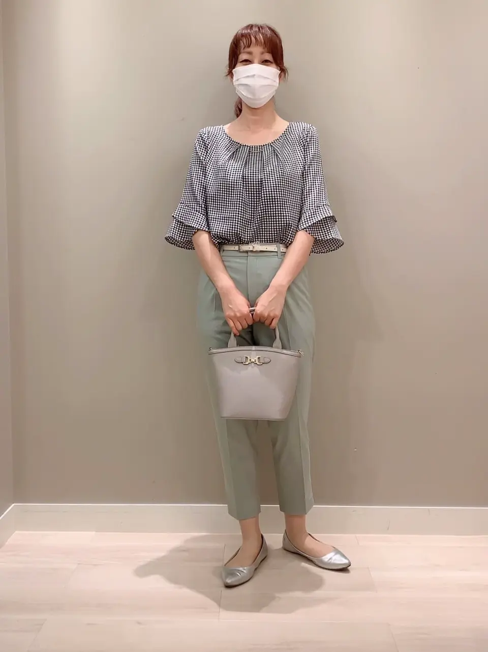 ANY SIS スタッフ コーディネート画像