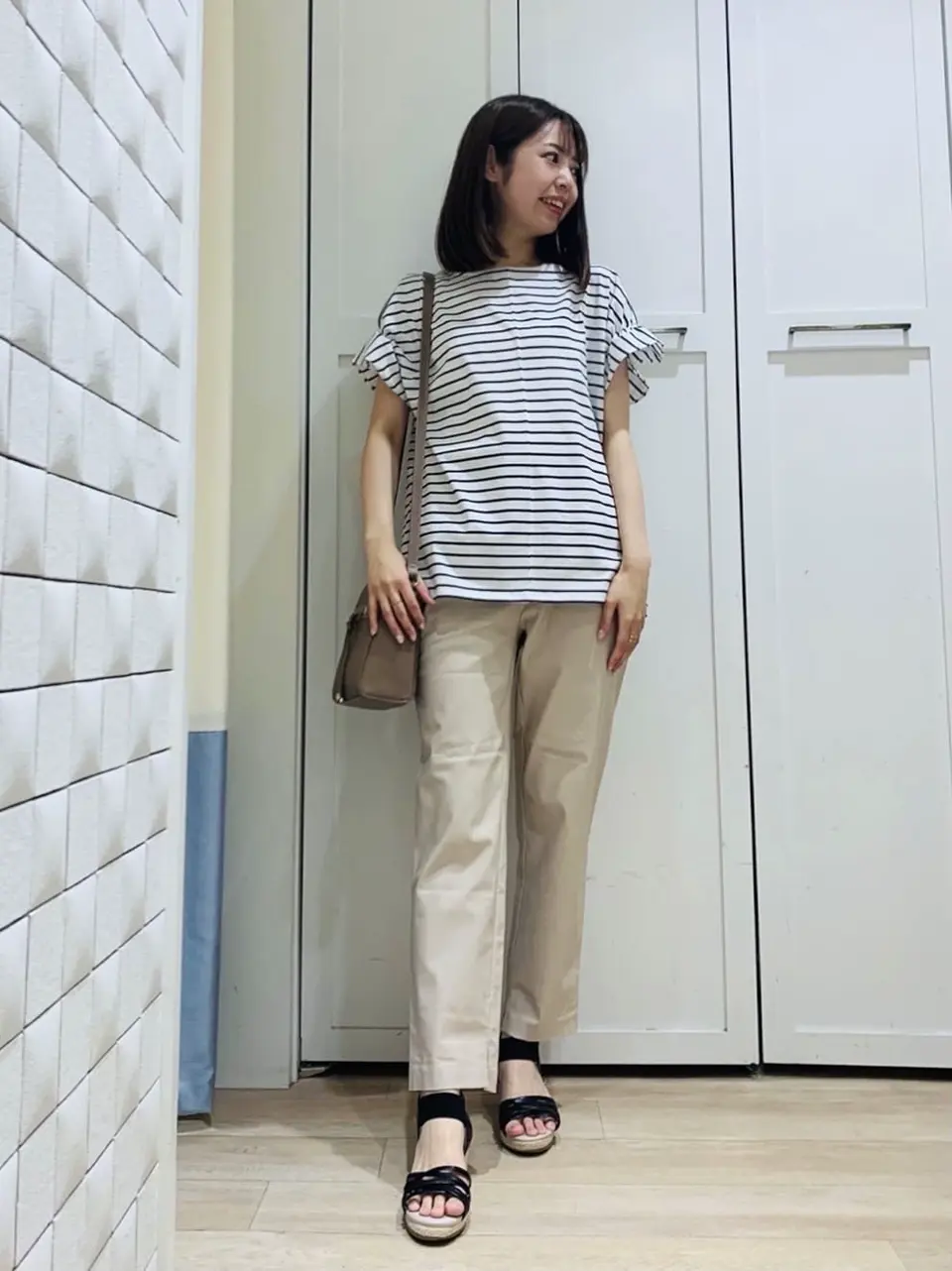 ANY SIS スタッフ コーディネート画像