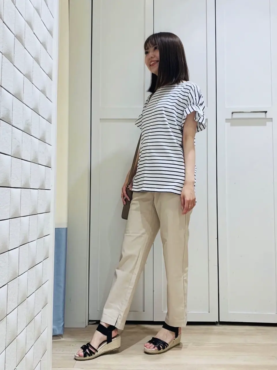 ANY SIS スタッフ コーディネート画像