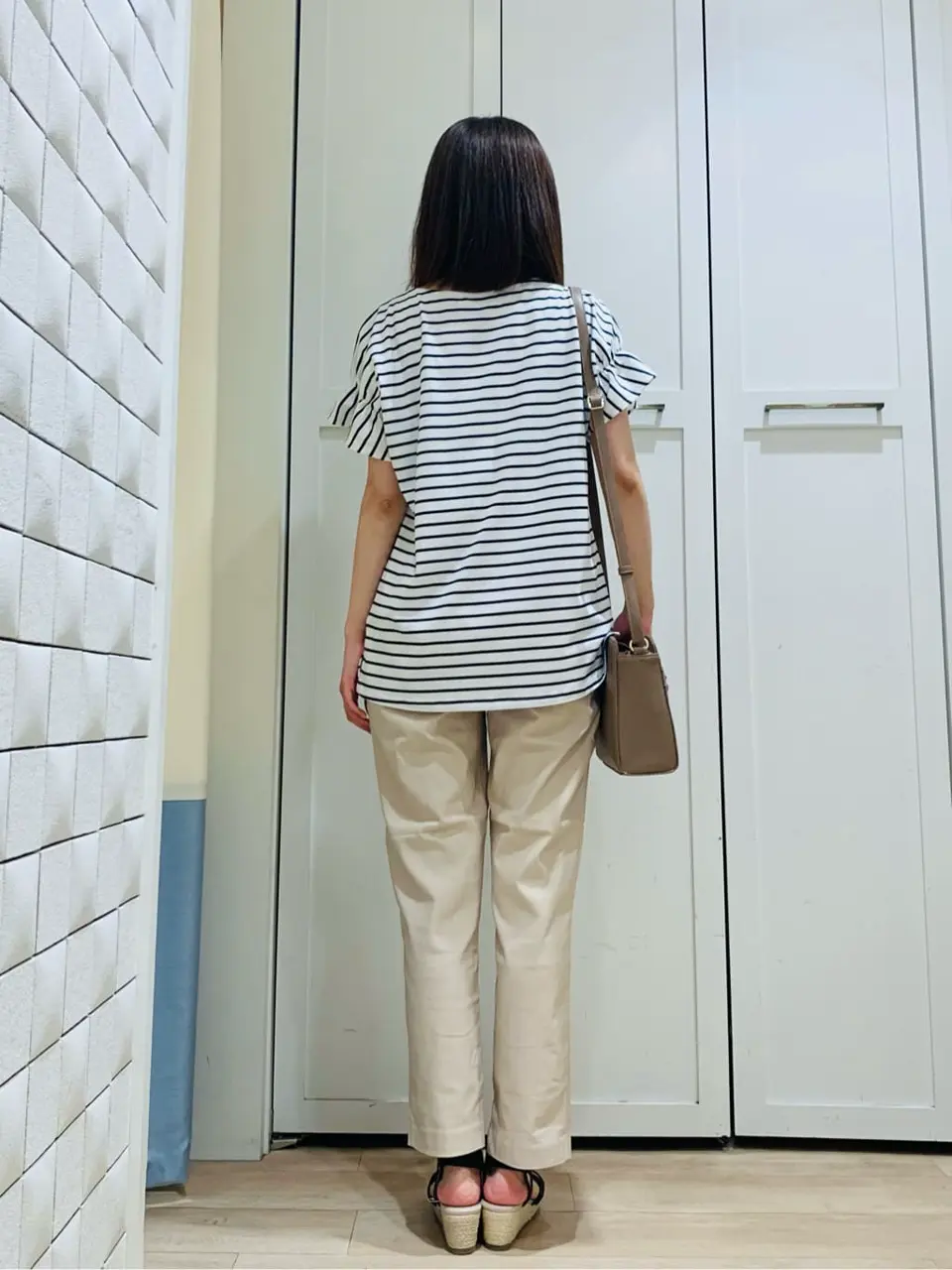 ANY SIS スタッフ コーディネート画像