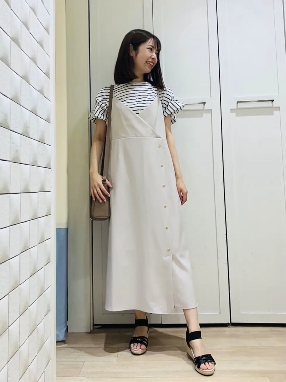 ANY SIS スタッフ コーディネート画像