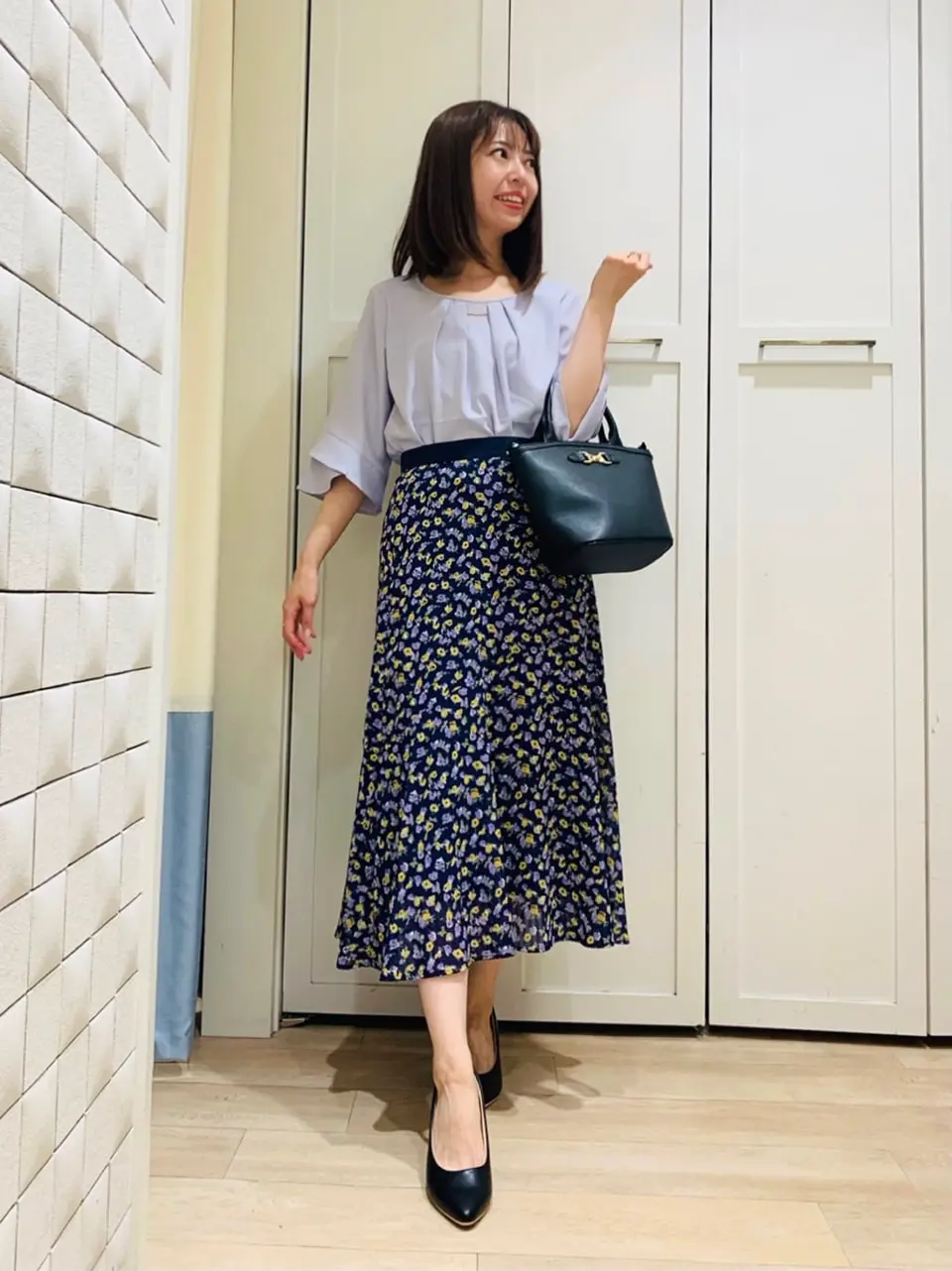 ANY SIS スタッフ コーディネート画像