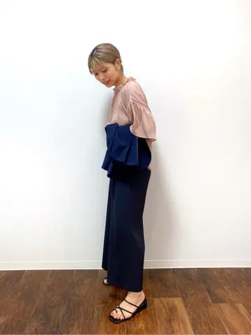 ANY SIS スタッフ コーディネート画像