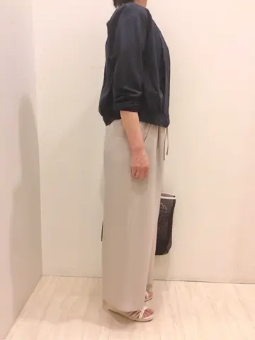 ANY SIS 藤森 コーディネート画像