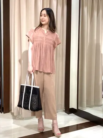 ANY SIS STAFF コーディネート画像