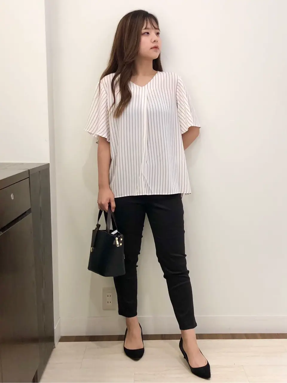 ANY SIS スタッフ コーディネート画像