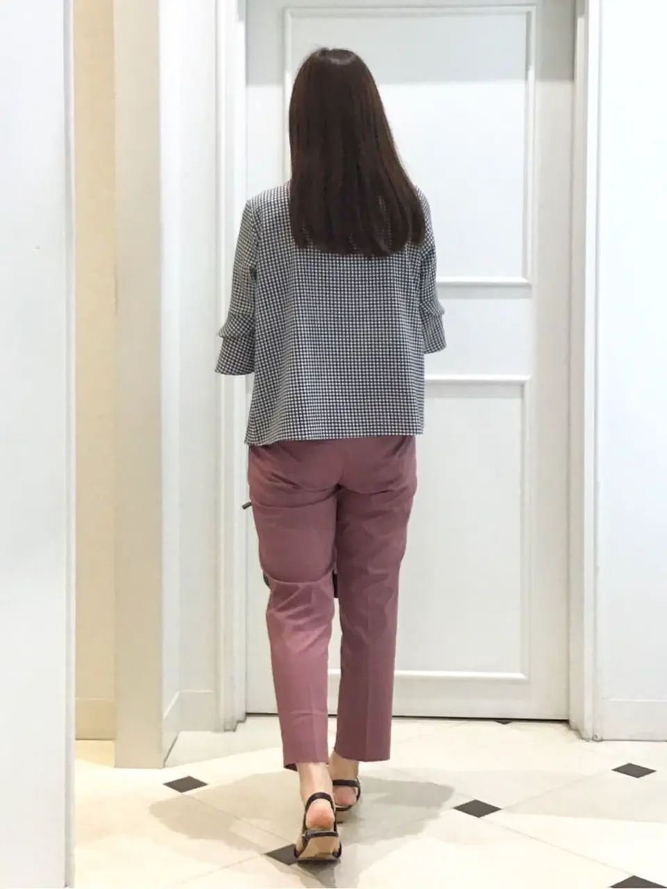 ANY SIS スタッフ コーディネート画像