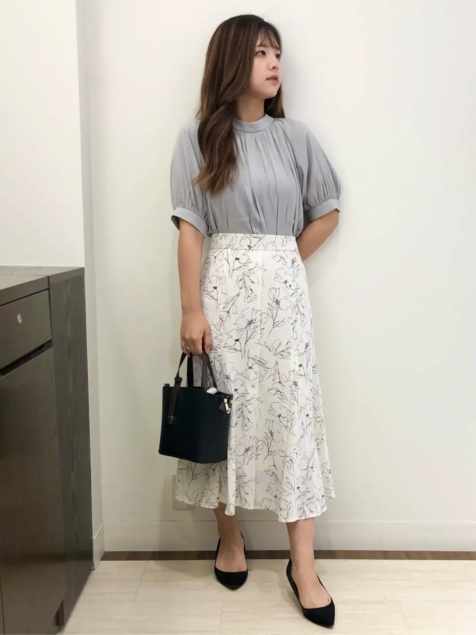 ANY SIS スタッフ コーディネート画像