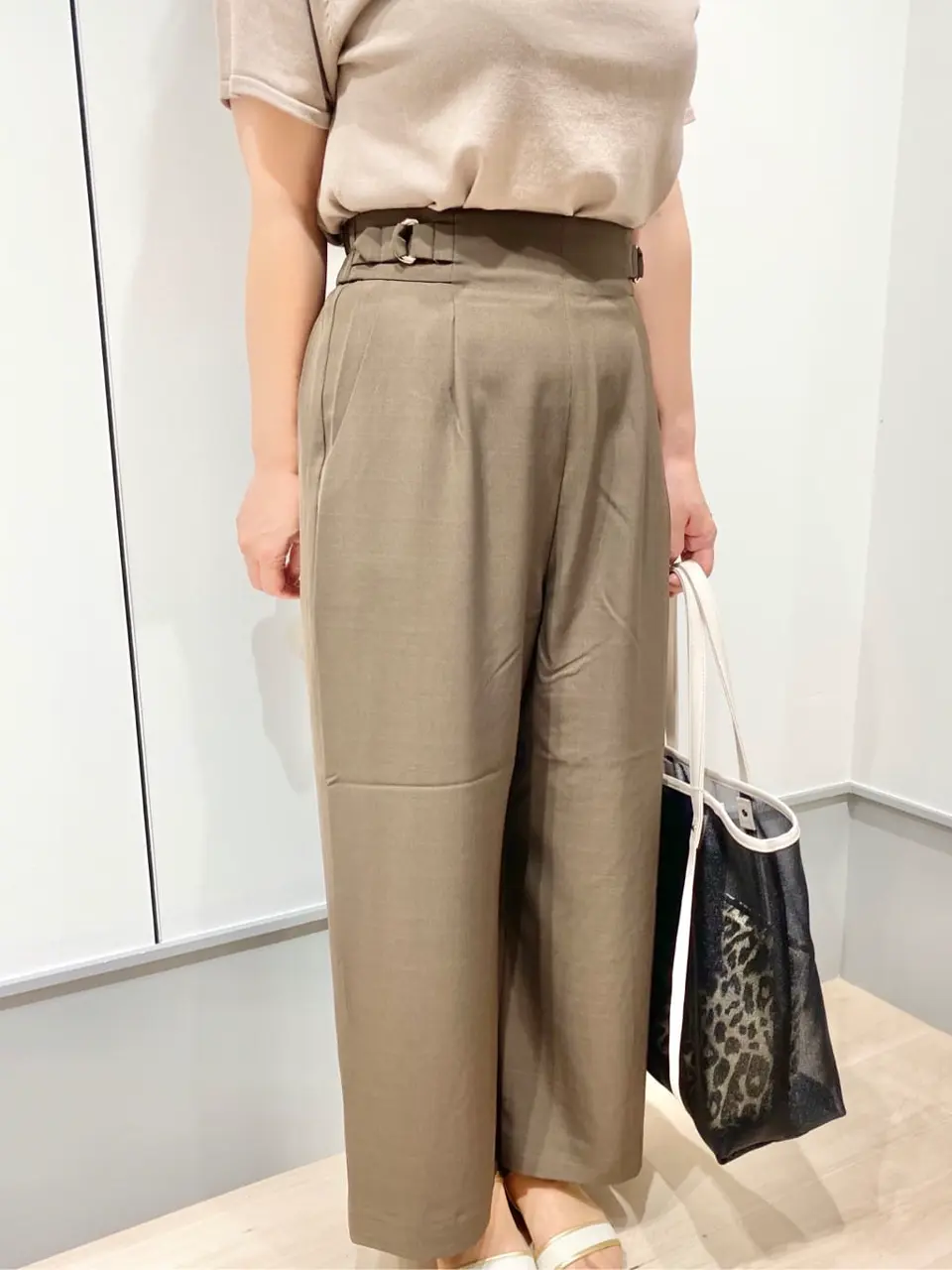 ANY SIS 西村 コーディネート画像