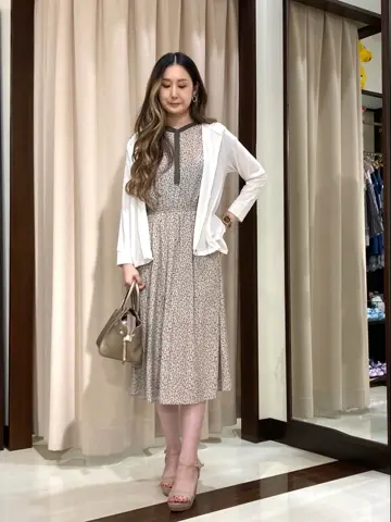 ANY SIS STAFF コーディネート画像