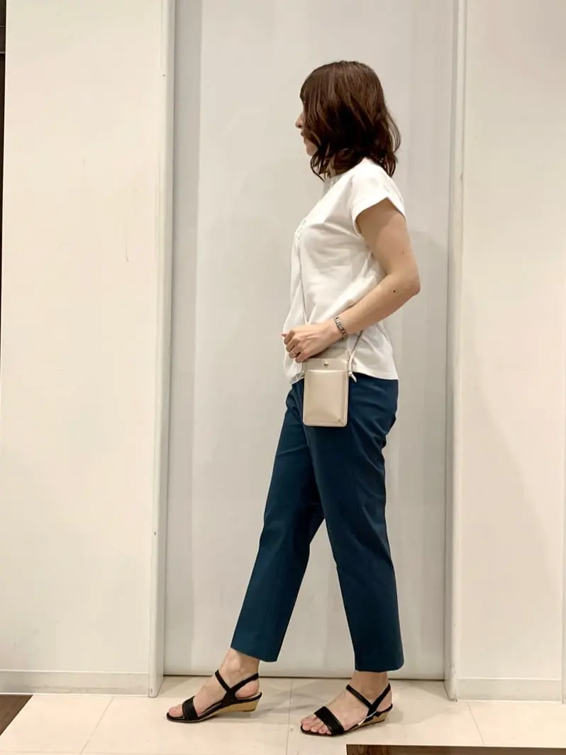 ANY SIS 横田 コーディネート画像