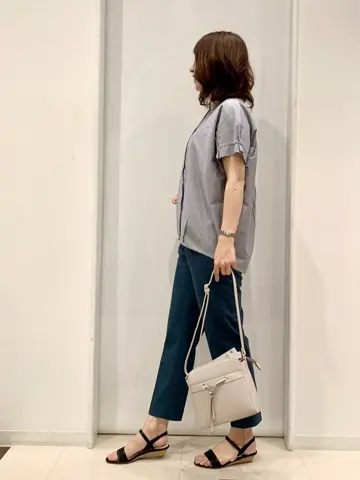 ANY SIS 横田 コーディネート画像