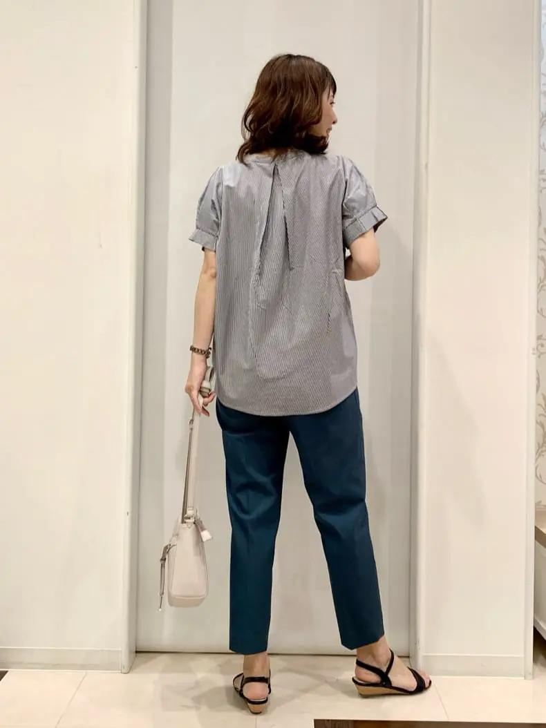 ANY SIS 横田 コーディネート画像