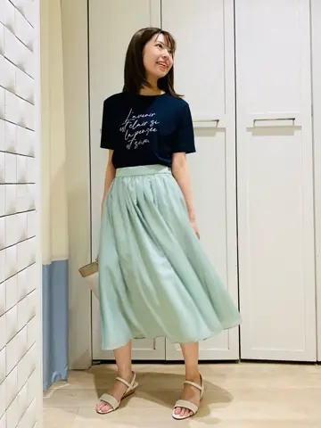 ANY SIS スタッフ コーディネート画像