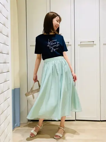 ANY SIS スタッフ コーディネート画像