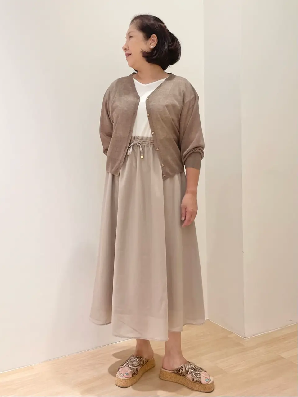 ANY SIS 今仲 コーディネート画像