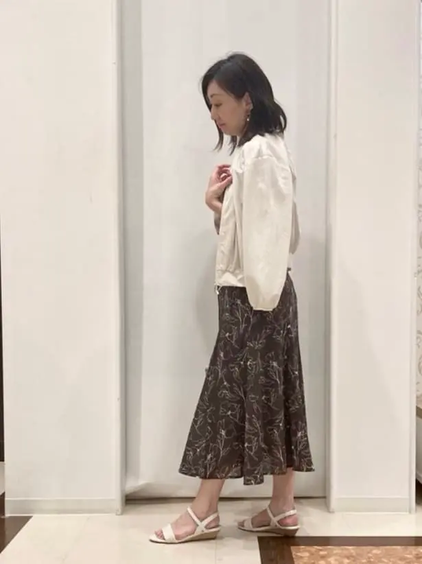 ANY SIS スタッフ コーディネート画像