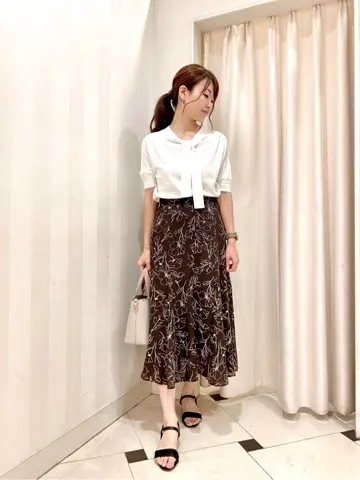 ANY SIS 金井 コーディネート画像