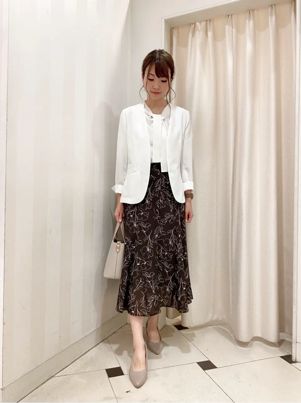 ANY SIS 金井 コーディネート画像