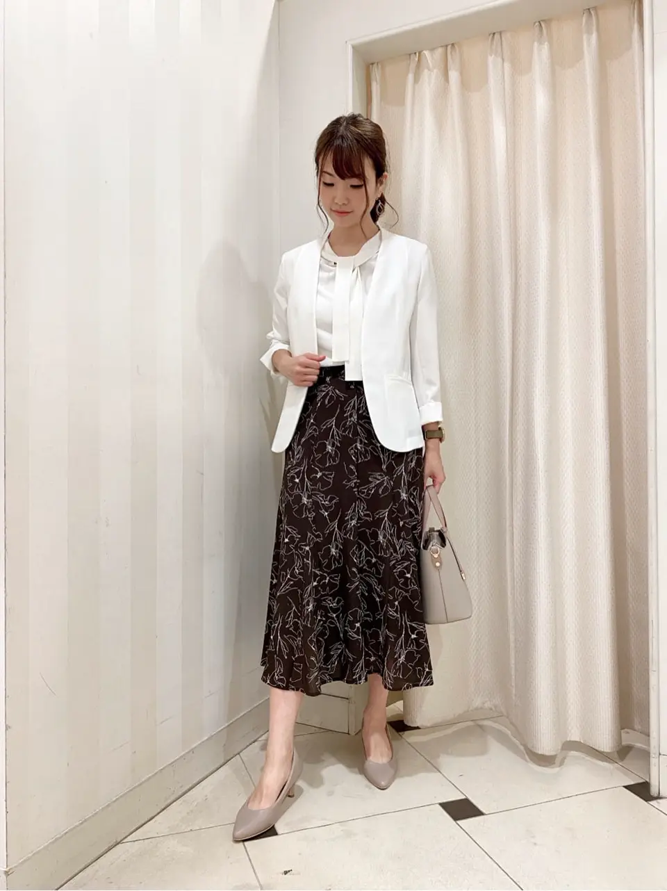 ANY SIS 金井 コーディネート画像