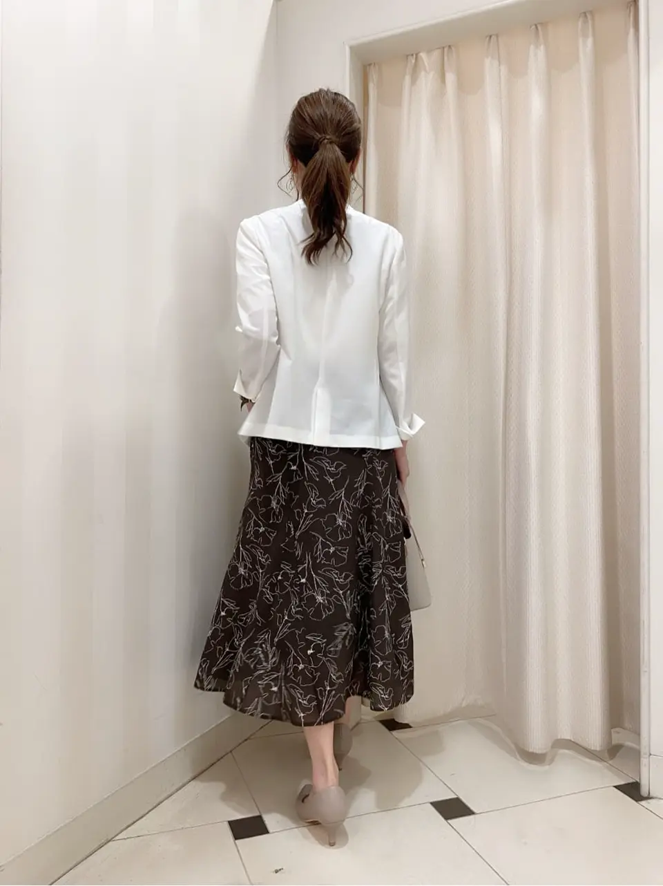 ANY SIS 金井 コーディネート画像