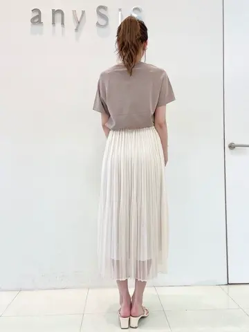 ANY SIS スタッフ コーディネート画像