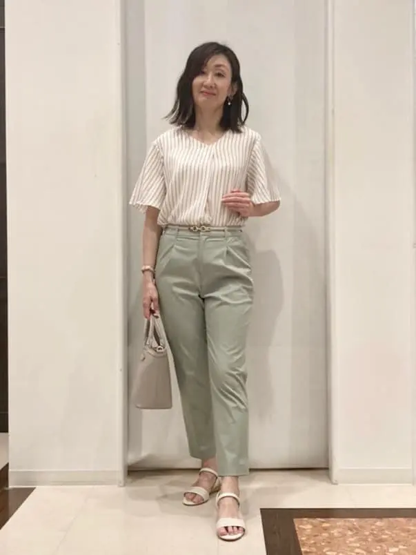 ANY SIS スタッフ コーディネート画像