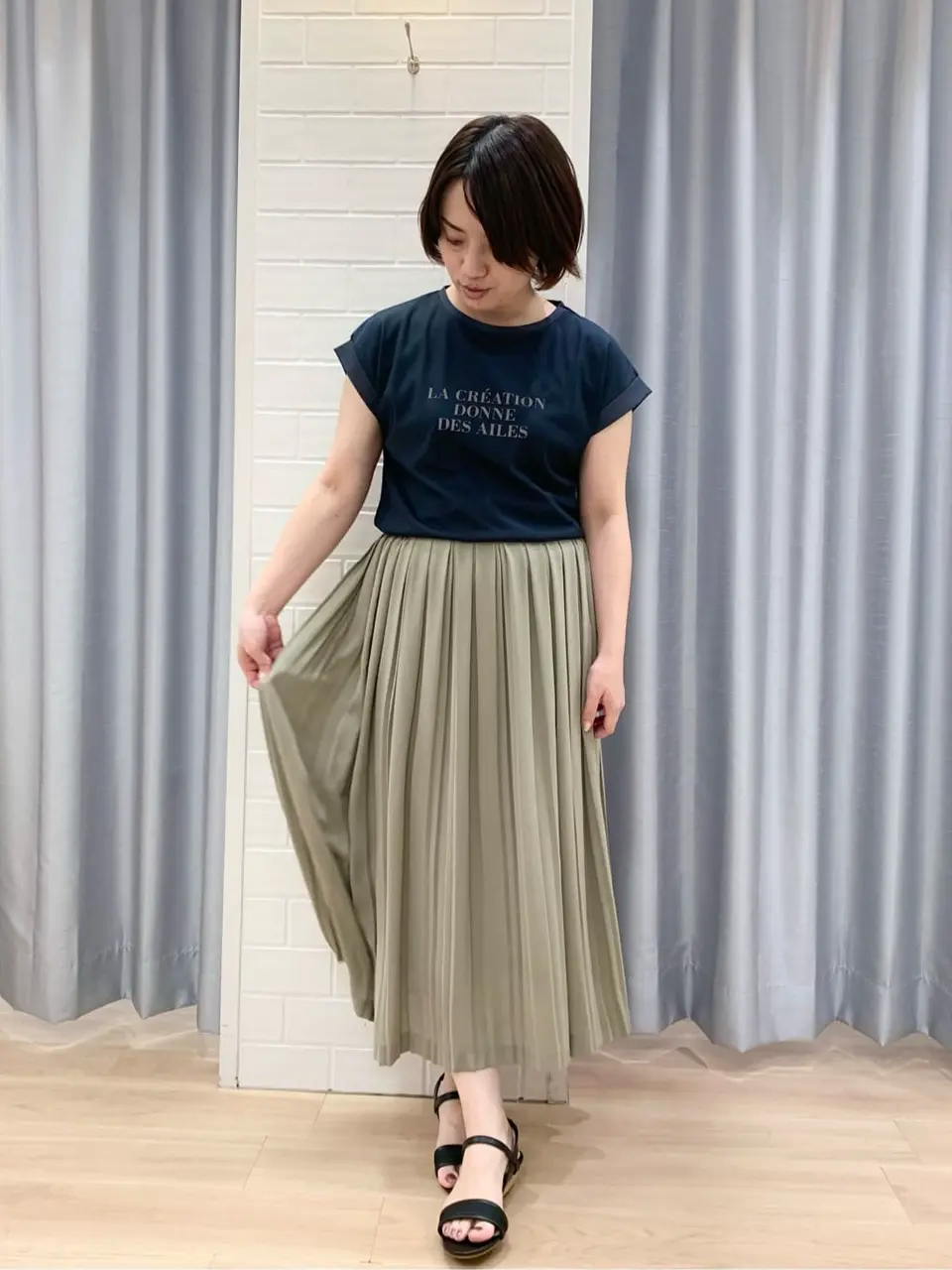 ANY SIS 丸岡 コーディネート画像