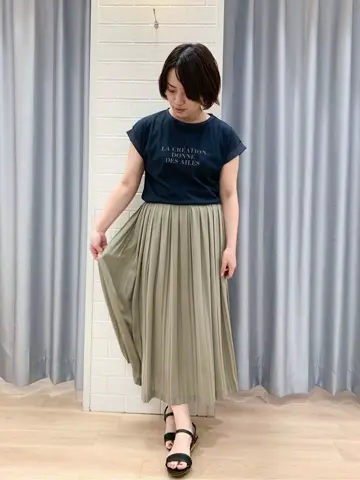 ANY SIS 丸岡 コーディネート画像