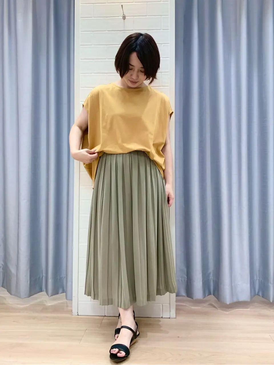 ANY SIS 丸岡 コーディネート画像