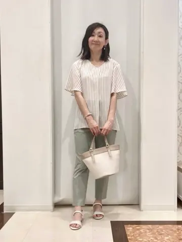 ANY SIS スタッフ コーディネート画像