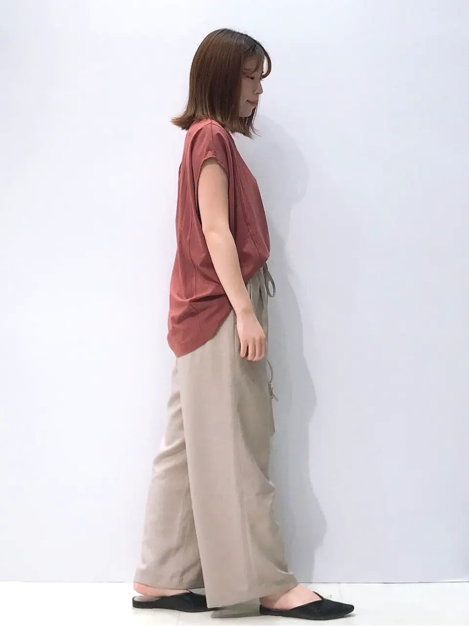 ANY SIS スタッフ コーディネート画像