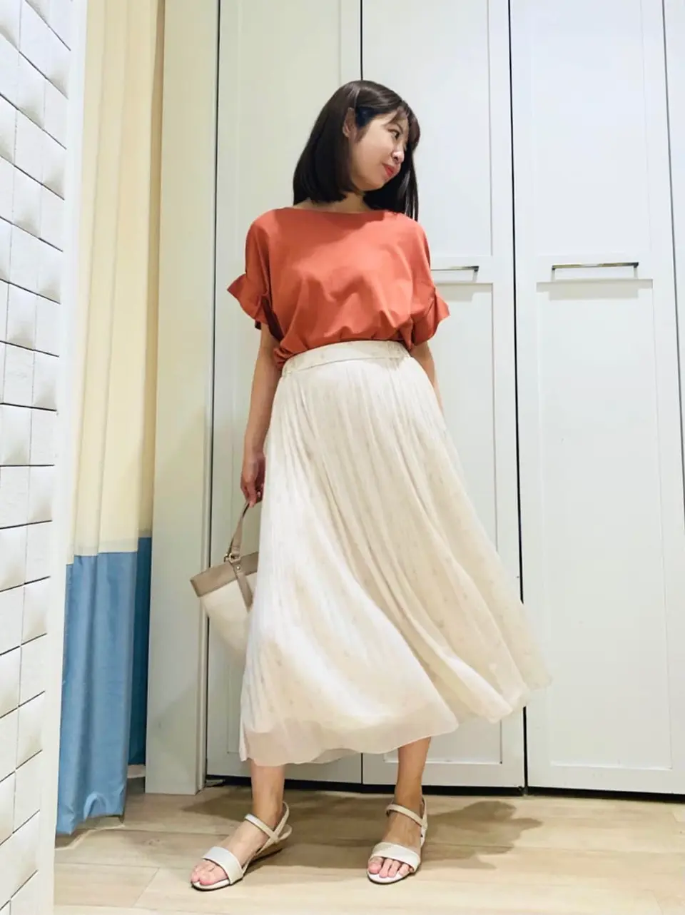 ANY SIS スタッフ コーディネート画像