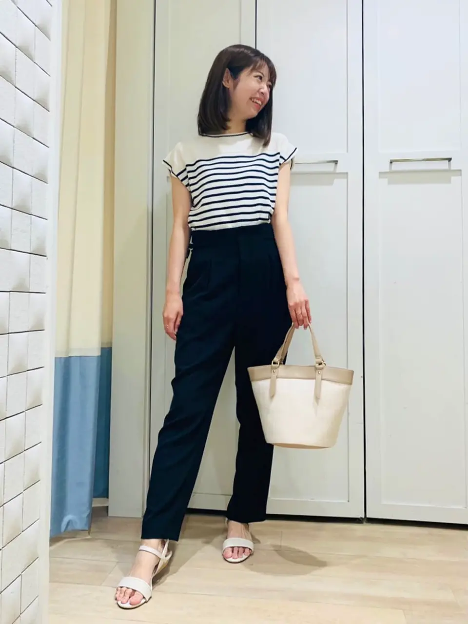 ANY SIS スタッフ コーディネート画像