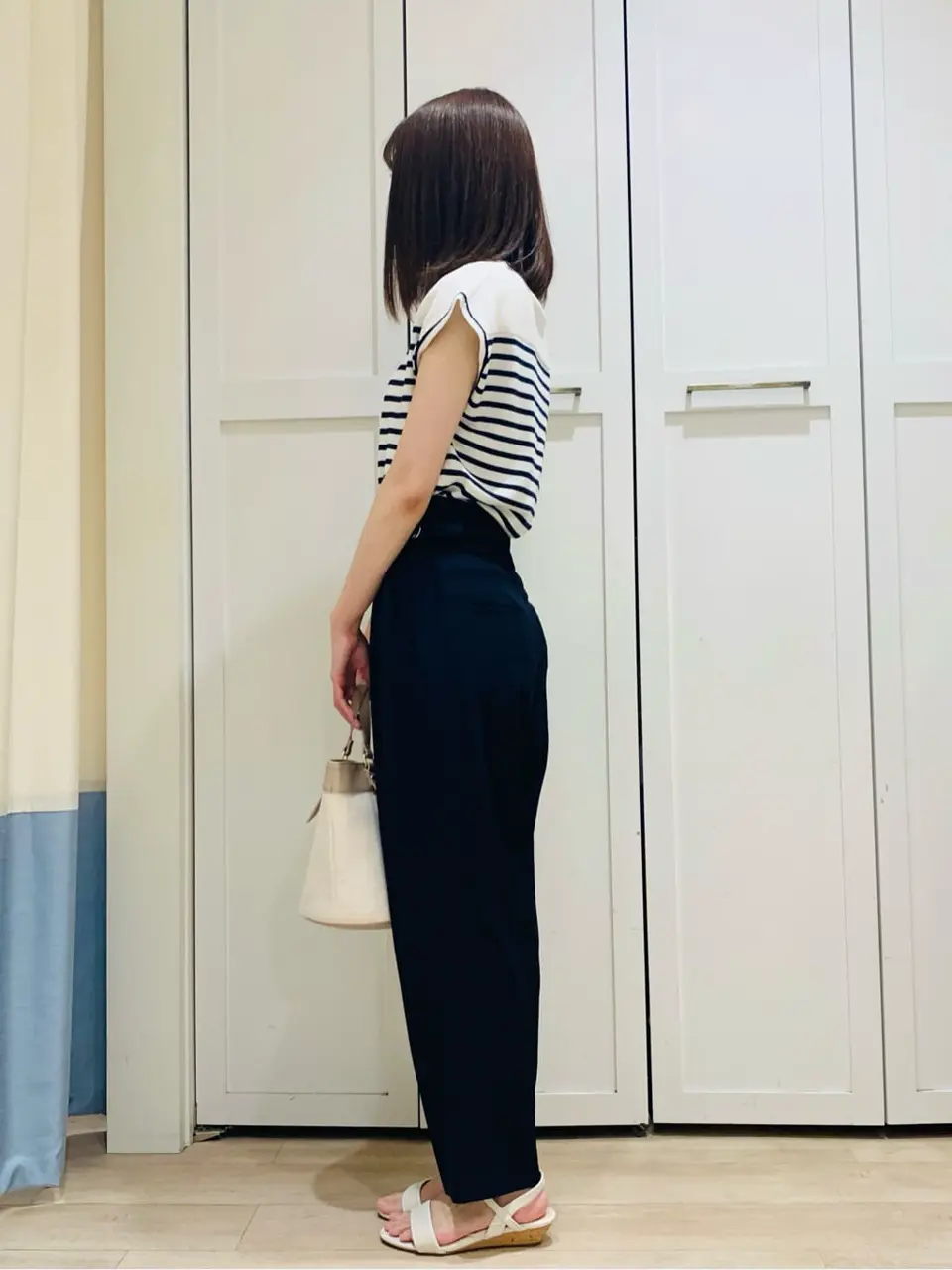 ANY SIS スタッフ コーディネート画像