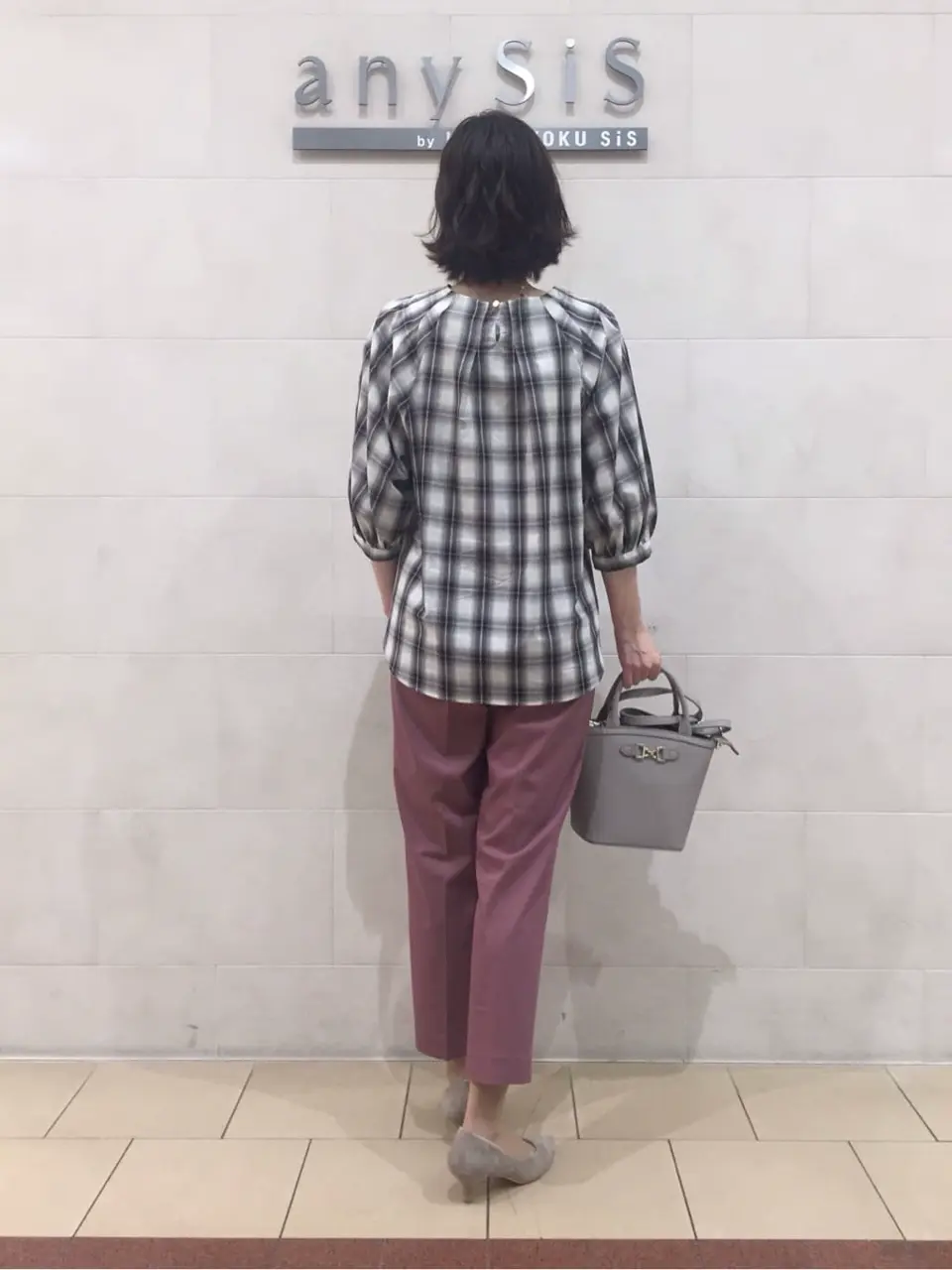 ANY SIS 髙橋 コーディネート画像