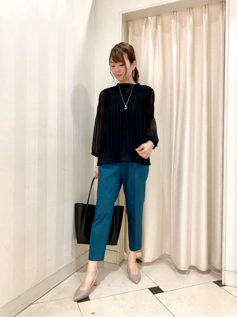 ANY SIS 金井 コーディネート画像