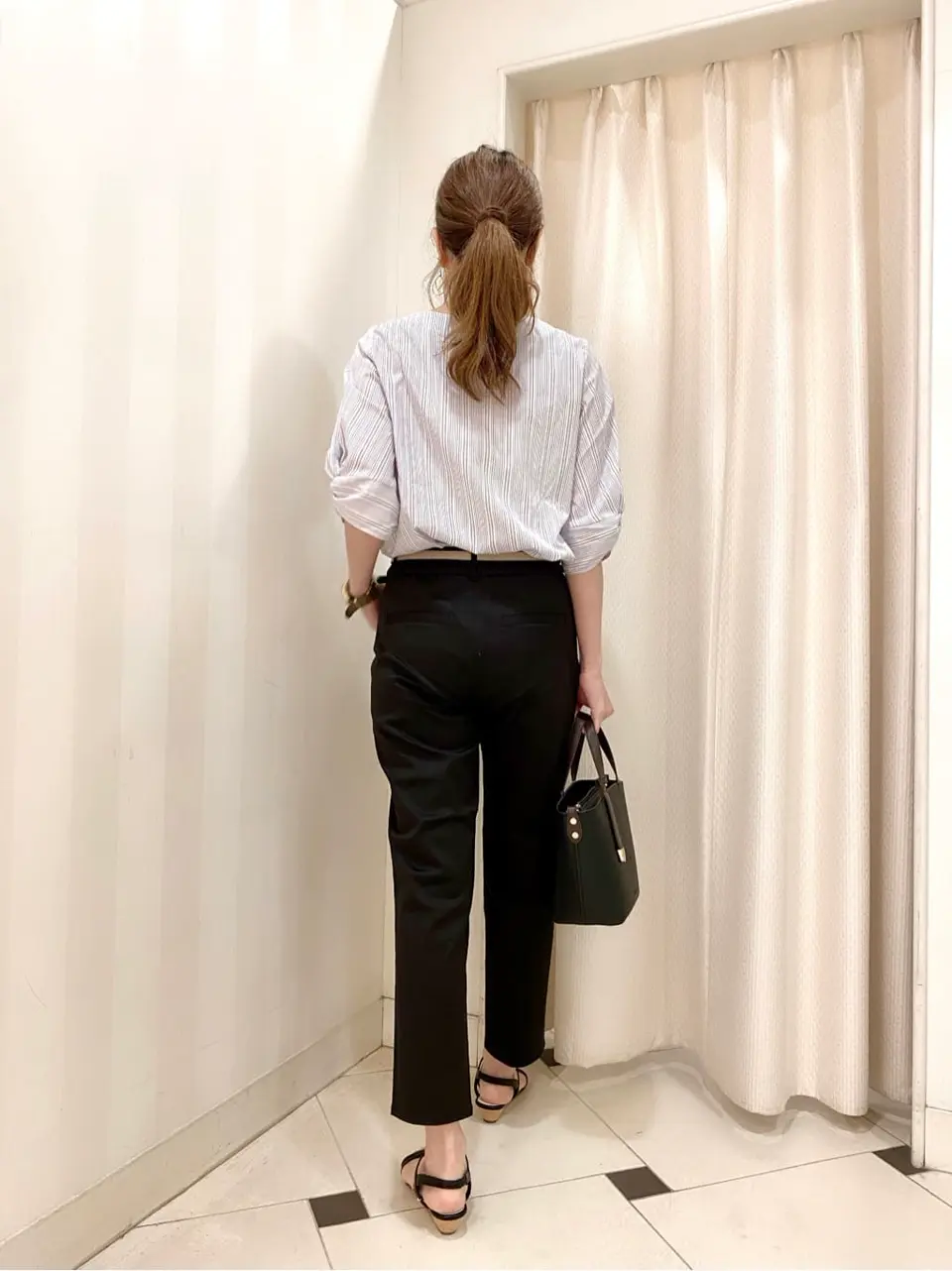 ANY SIS 金井 コーディネート画像