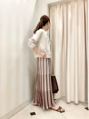 ANY SIS 金井 コーディネート画像