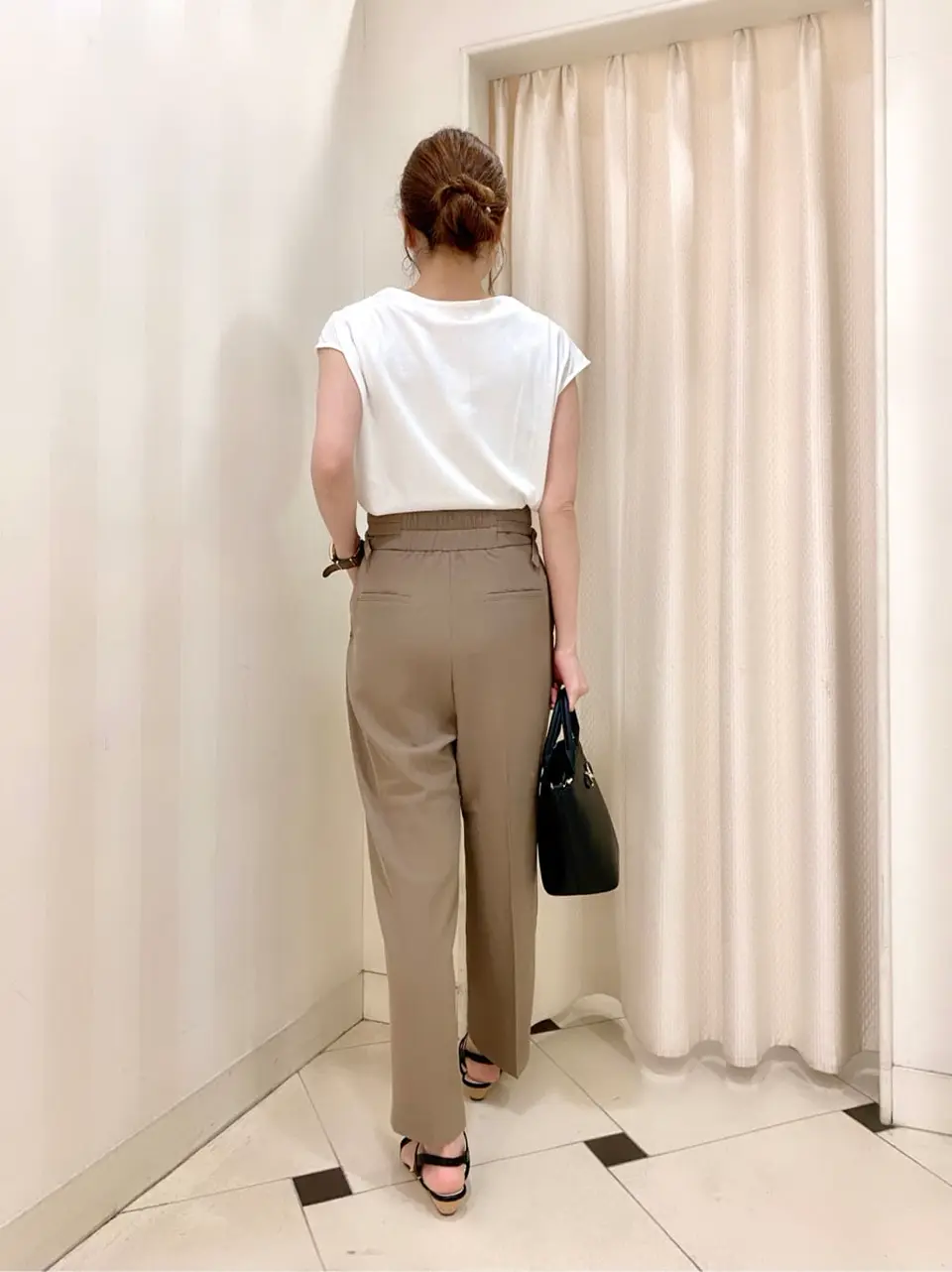 ANY SIS 金井 コーディネート画像