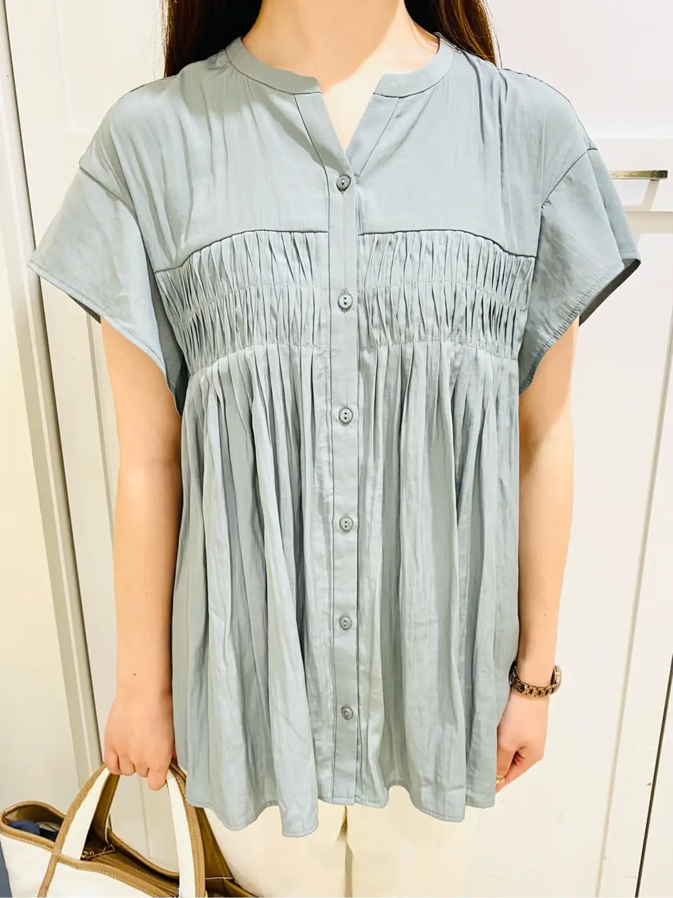 ANY SIS スタッフ コーディネート画像