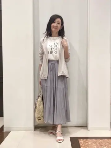 ANY SIS スタッフ コーディネート画像