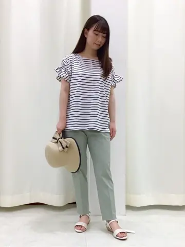 ANY SIS スタッフ コーディネート画像