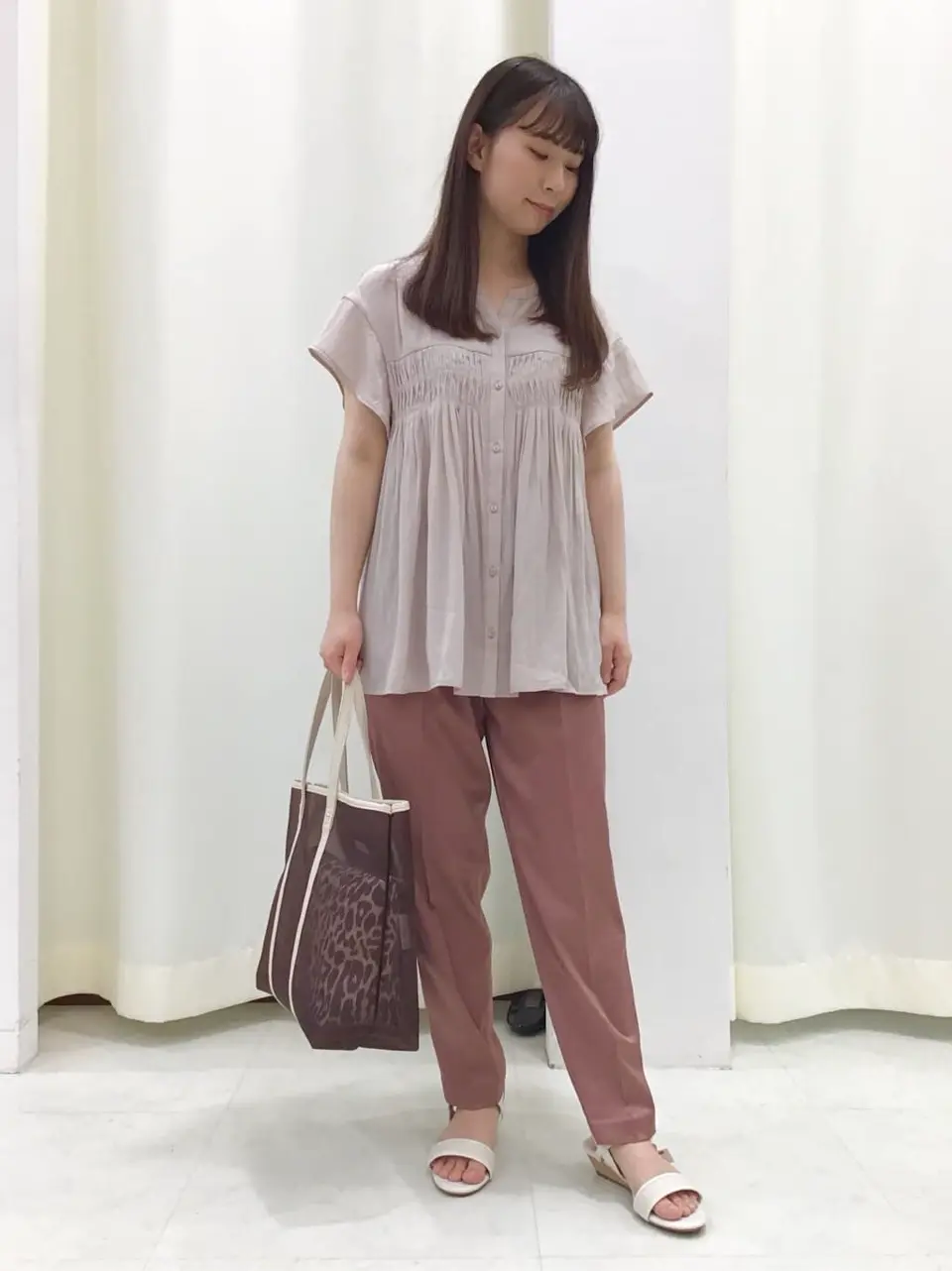  スタッフ コーディネート画像