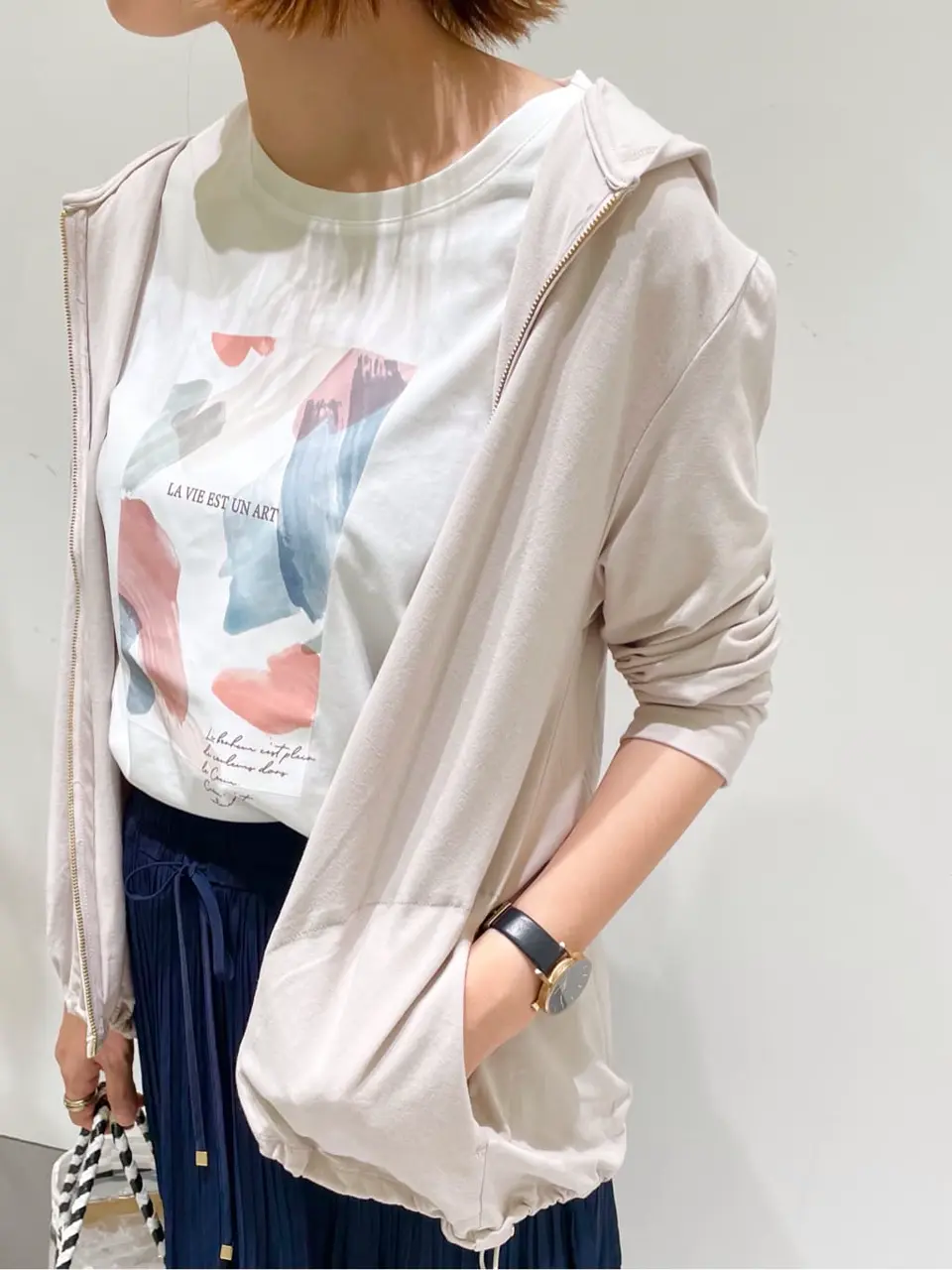 ANY SIS スタッフ コーディネート画像