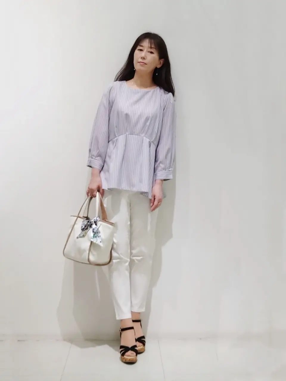 ANY SIS スタッフ コーディネート画像