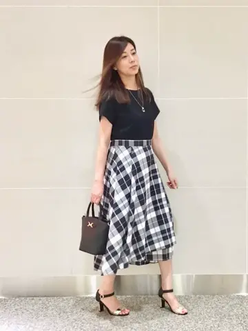 ANY SIS スタッフ コーディネート画像