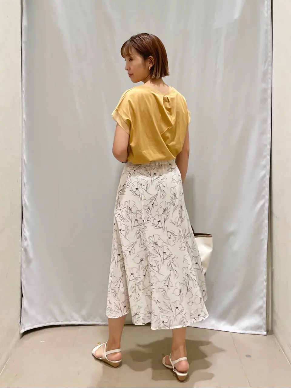 ANY SIS 濱野 コーディネート画像