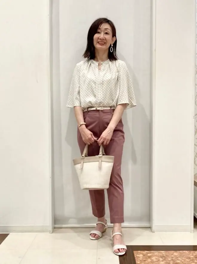 ANY SIS スタッフ コーディネート画像